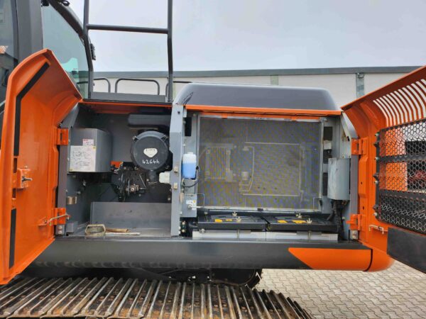 Hitachi ZX250CLN-6 – Bild 17
