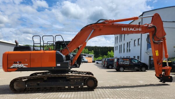 Hitachi ZX250CLN-6 – Bild 5